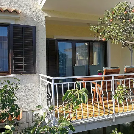 Apartman Cleo *
